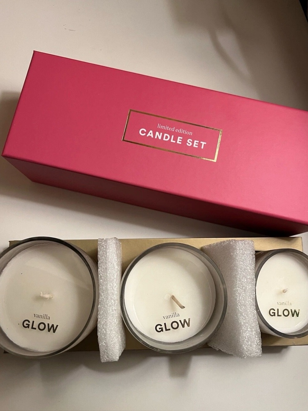 Ulta Limited Edition Vanilla Glow 3pc Luxury Candle Set 2021 Gold White Frost